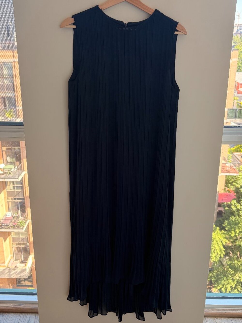 Club Monaco Flowy Asymetric-Hem Dress, Size 4